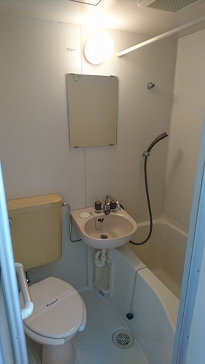 レオパレス新宿の風呂