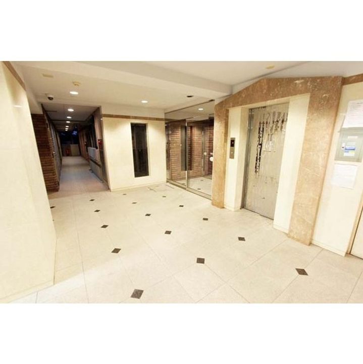 エル・グランピア0303の外観