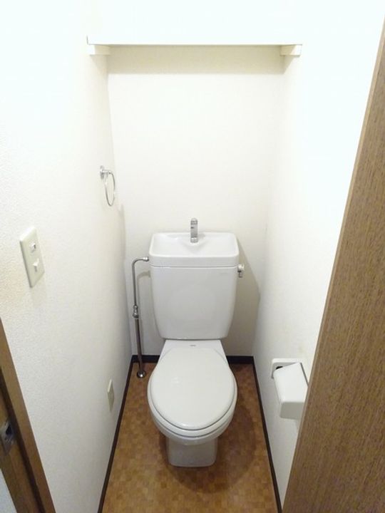 アヴァンティ哲学堂公園の内装