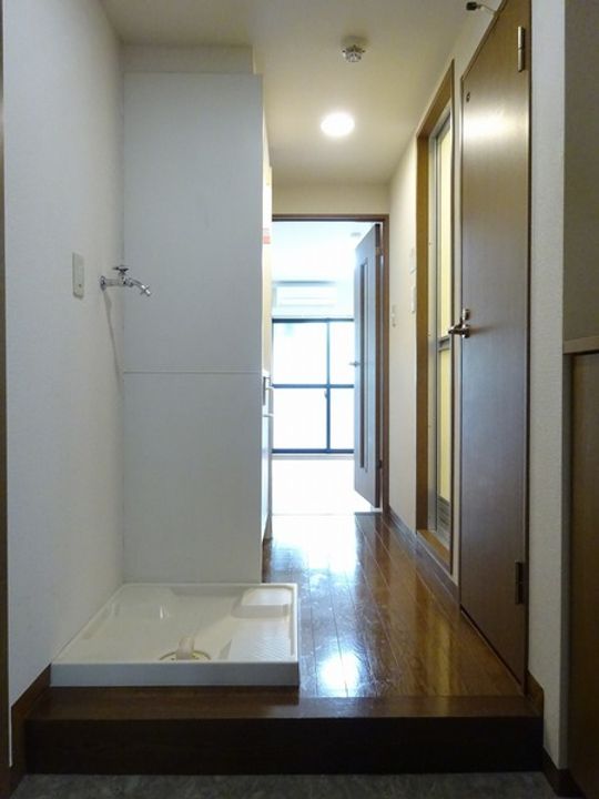 アヴァンティ哲学堂公園の内装