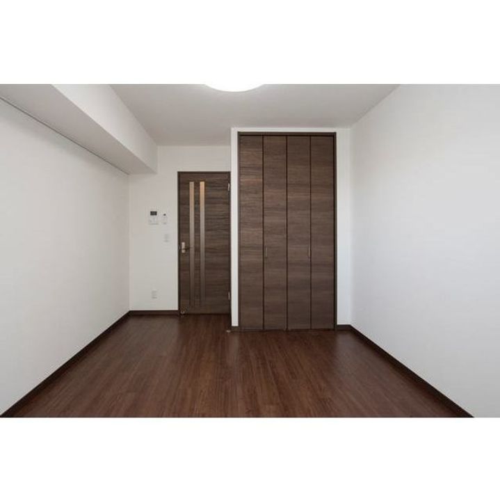 LIBR GRANT 世田谷弦巻の居間