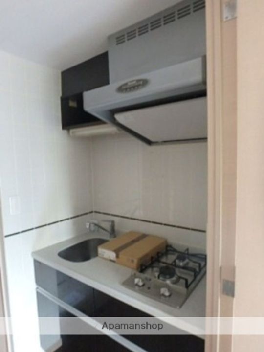 アーバイルGRANDE中野のキッチン