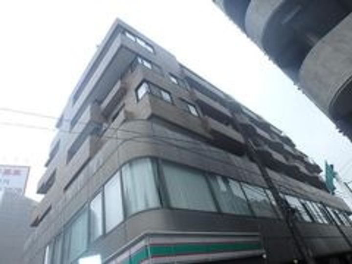 メゾン淀橋の外観