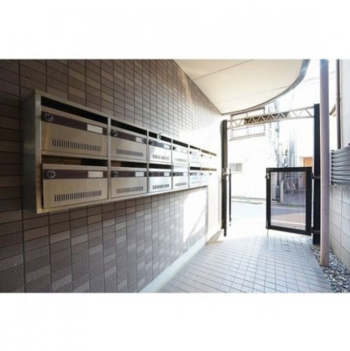 RIKIパレスの外観