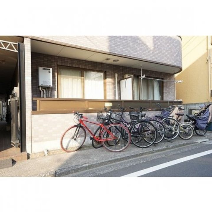 RIKIパレスの外観