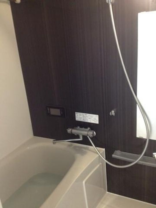 メインステージ信濃町404号室の風呂