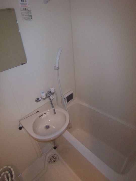 メインステージ西新宿705号室の風呂