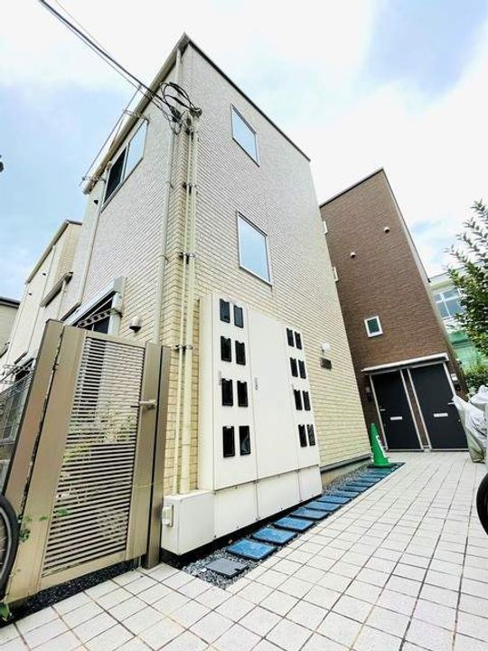 クアルト板橋の外観