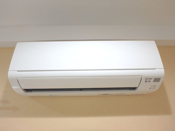 クラウンマンション201号室の内装