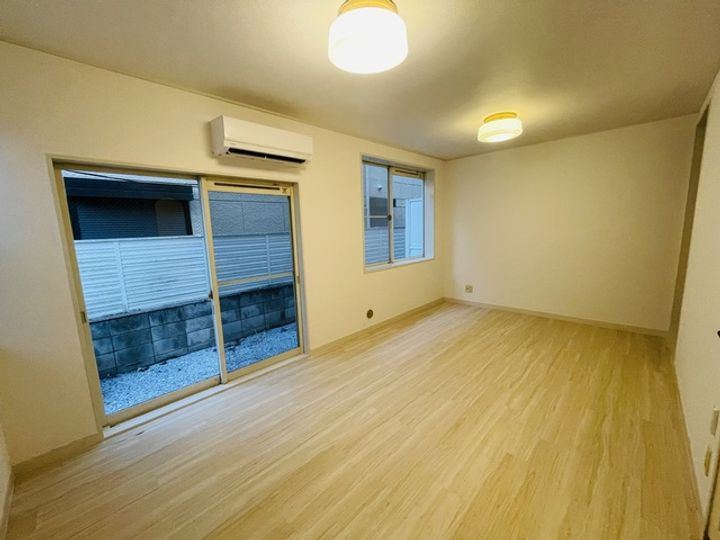 メゾンドロワールの居間