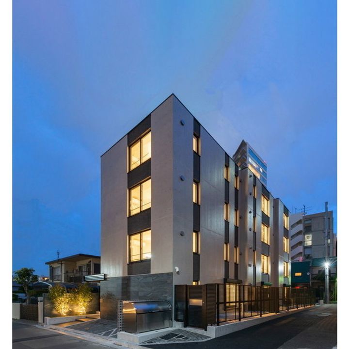 グローリオシェルト神宮前の外観