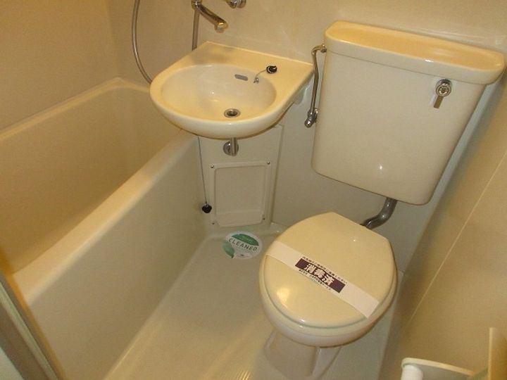 東京都中野区上高田2丁目の賃貸マンションの風呂