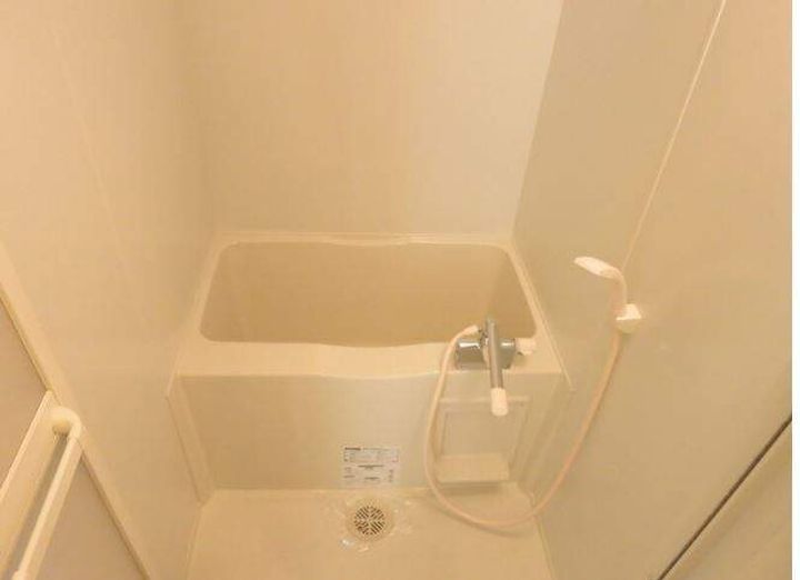 ラクアスレジデンス東新宿の風呂