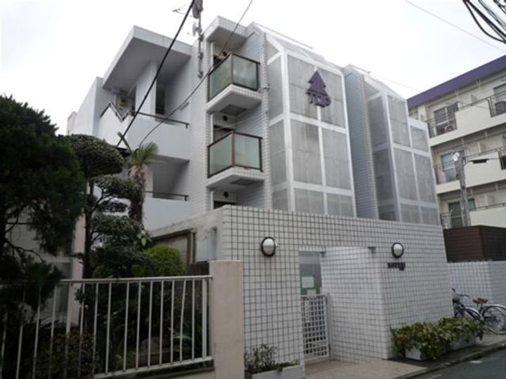 TOPROOM・新宿の外観