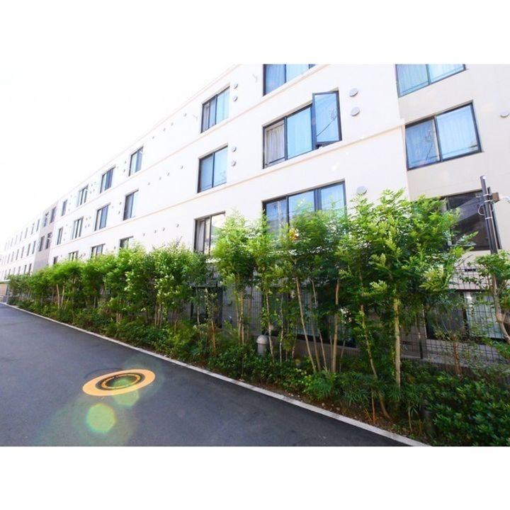 ラクラス中野南台の外観