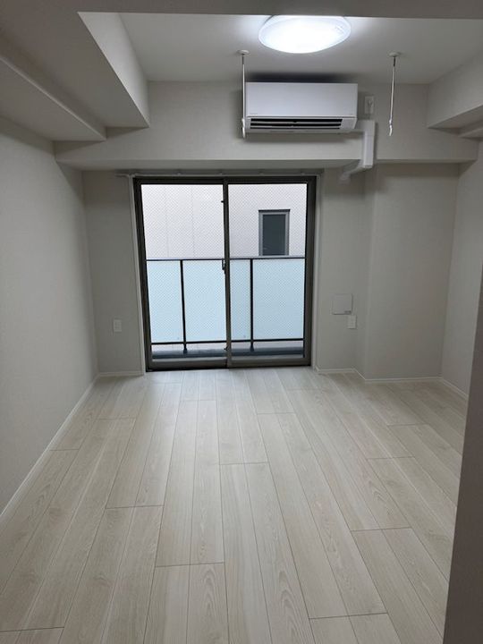 東京都板橋区志村3丁目の賃貸マンションの居間