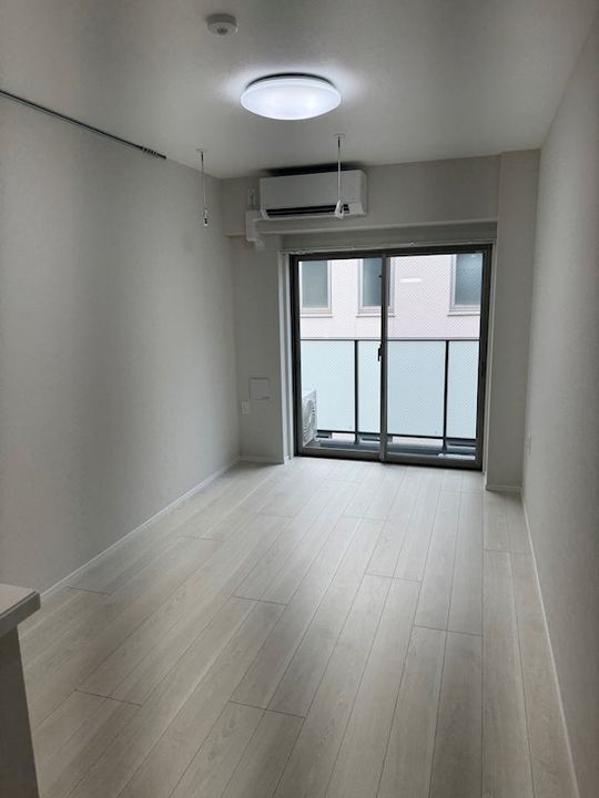 東京都板橋区志村3丁目の賃貸マンションの居間
