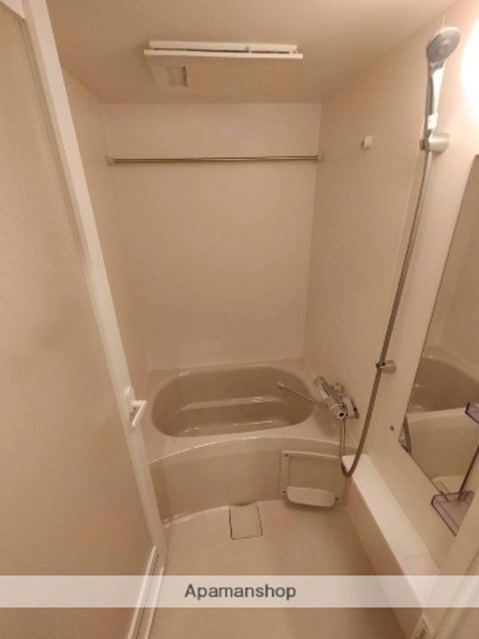 LIGHTHOUSE西新宿503の風呂