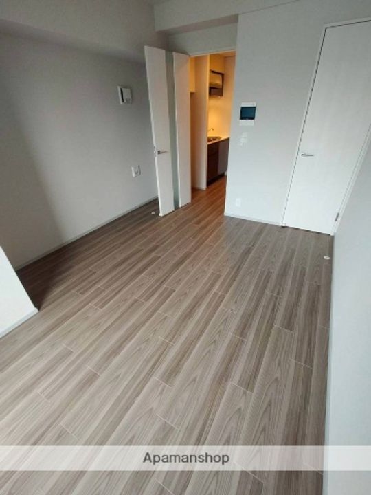 LIGHTHOUSE西新宿203の居間