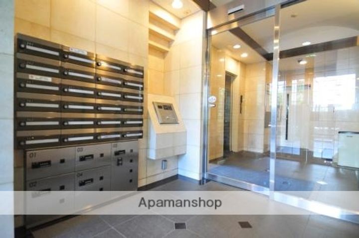 サンアーバン目黒の外観