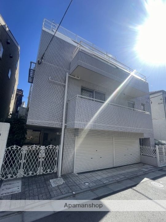 メゾン優201の外観