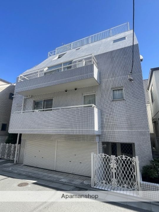 メゾン優201の外観