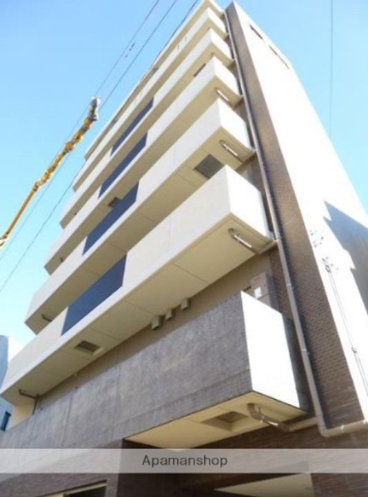 ラクエール旗の台の外観