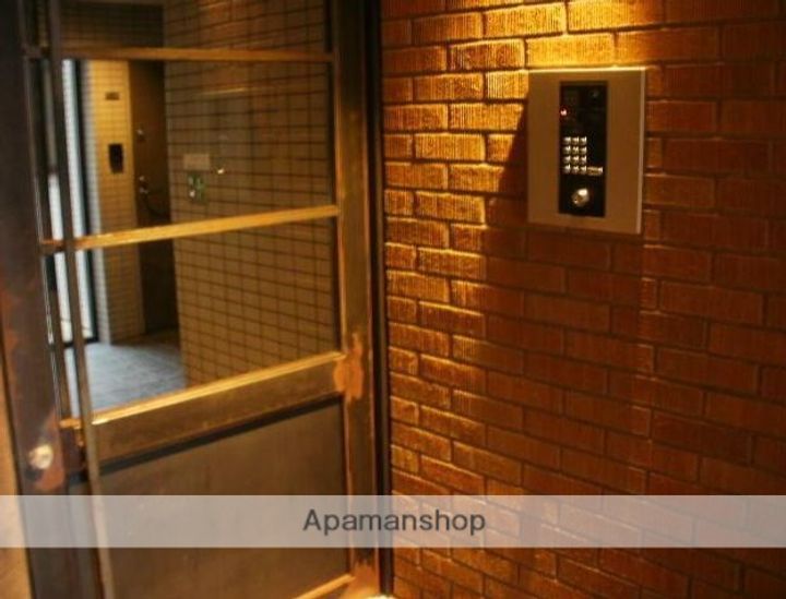 西小山アパートメント203-1の外観