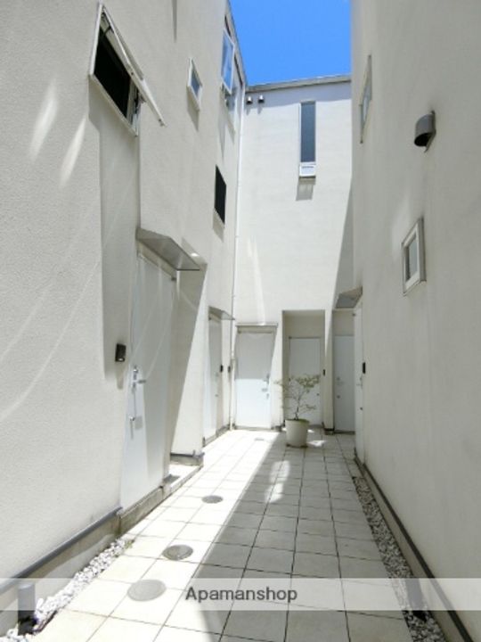 COURT BLANC105の外観
