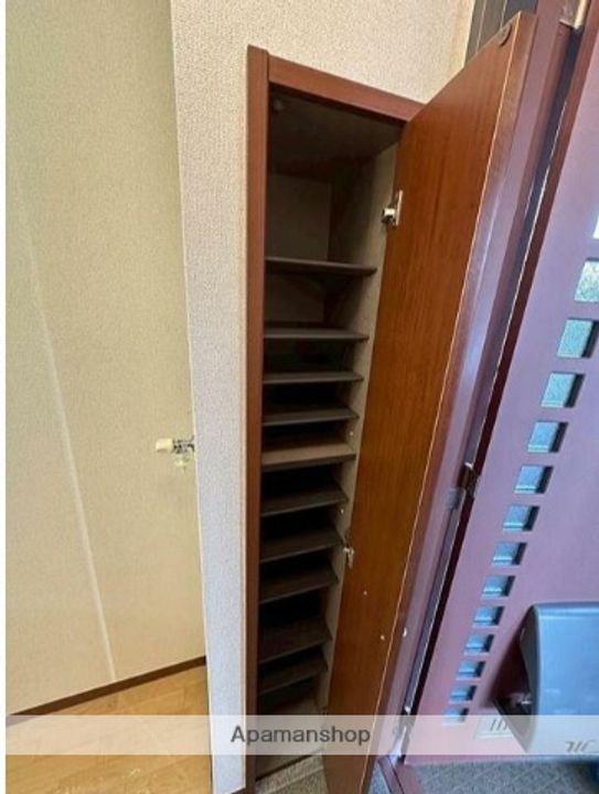 GRACE多摩川103の玄関