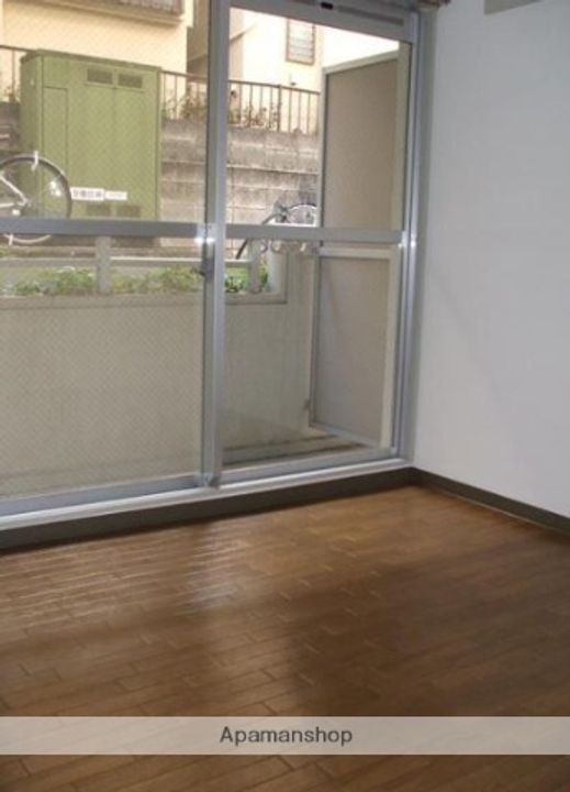 みなともハイツ旗の台105の居間