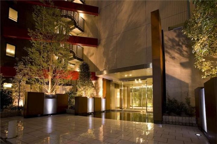 レジディアタワー中目黒の外観