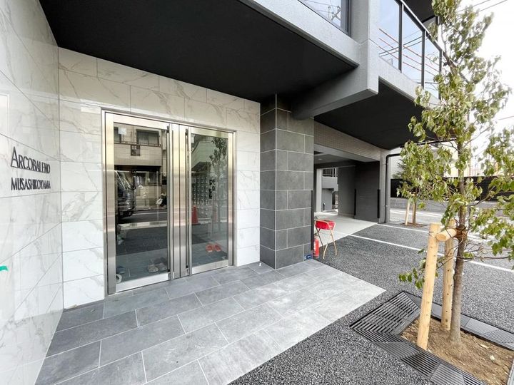 ARCOBALENO MUSASHIKOYAMA401号室の外観