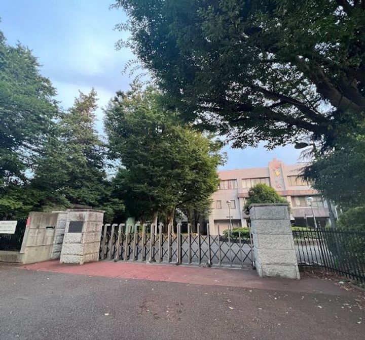 東京都目黒区駒場1丁目の賃貸アパートの周辺