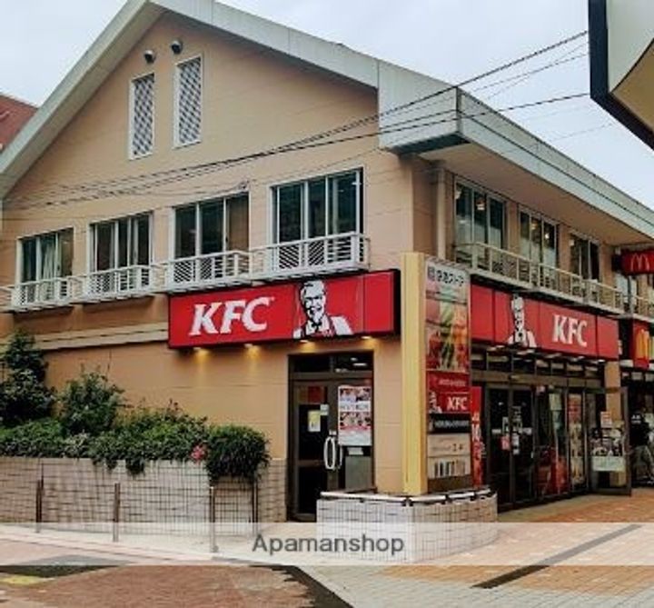 クレドール401の周辺