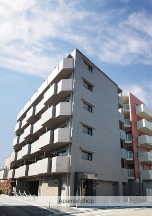 ルーブル多摩川六番館の外観