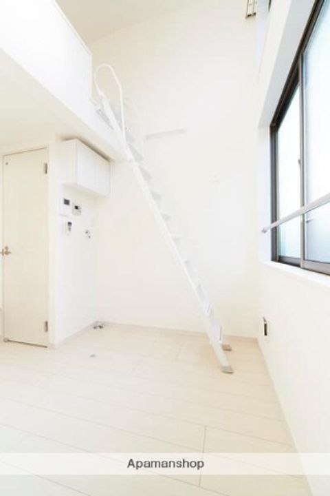 IDEAL戸越銀座211-1の居間