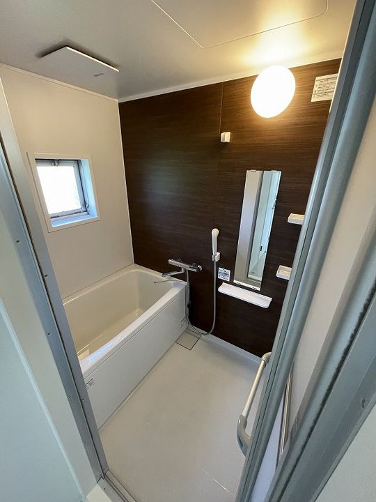 和光ハイツ102号室の風呂