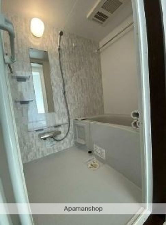 LARES EAST102の風呂