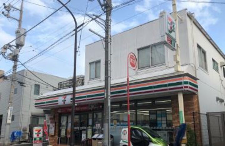 コム シェ ソワⅠの周辺