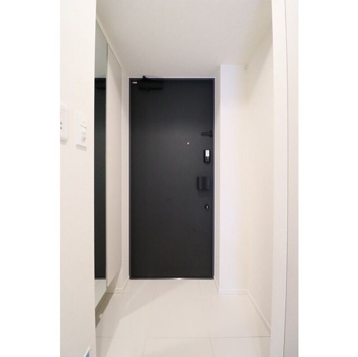 AIFLAT品川戸越パークサイドの玄関