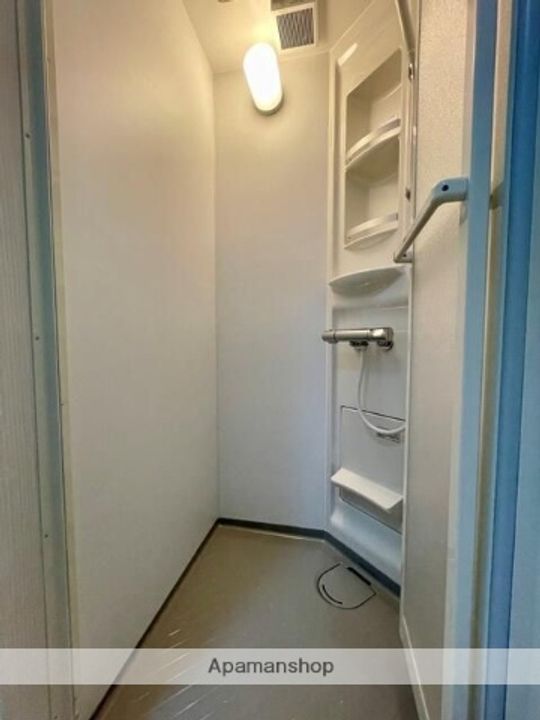 ハイツ多摩川 B号棟105の風呂