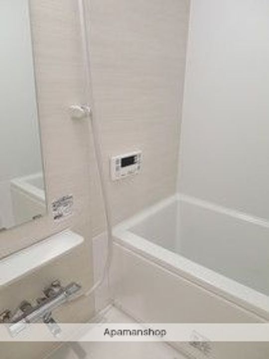 リコ・プアラニの風呂