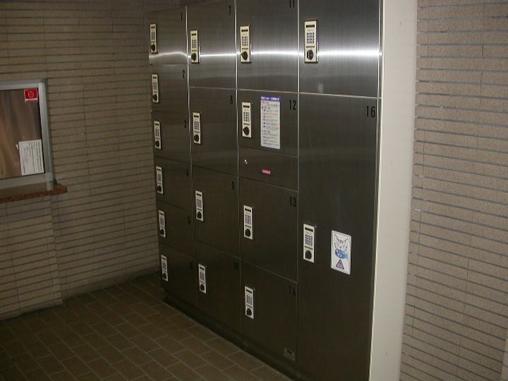 東京都豊島区巣鴨2丁目の賃貸マンションの外観