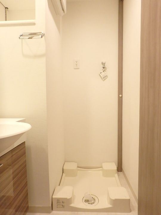 東京都板橋区板橋4丁目の賃貸マンションの内装