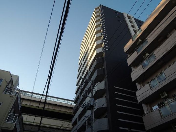 東京都板橋区板橋2丁目の賃貸マンションの外観