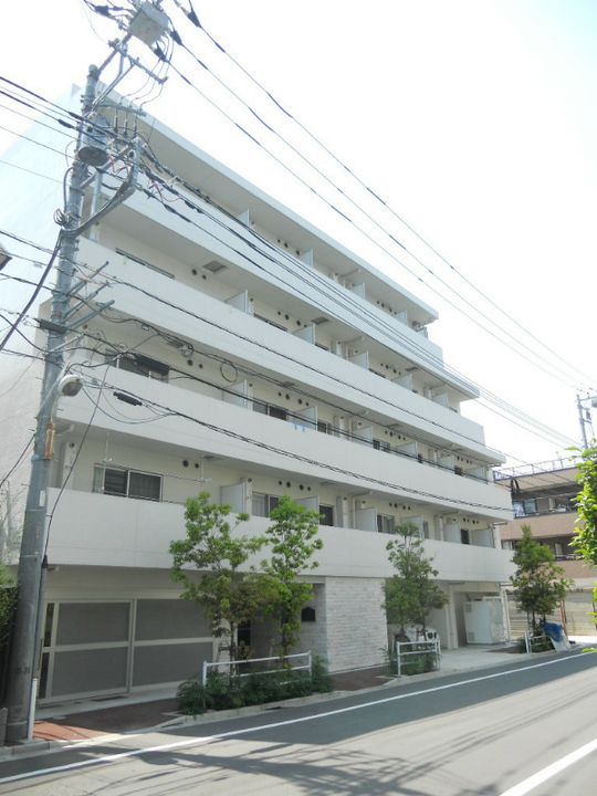 東京都板橋区坂下1丁目の賃貸マンションの外観