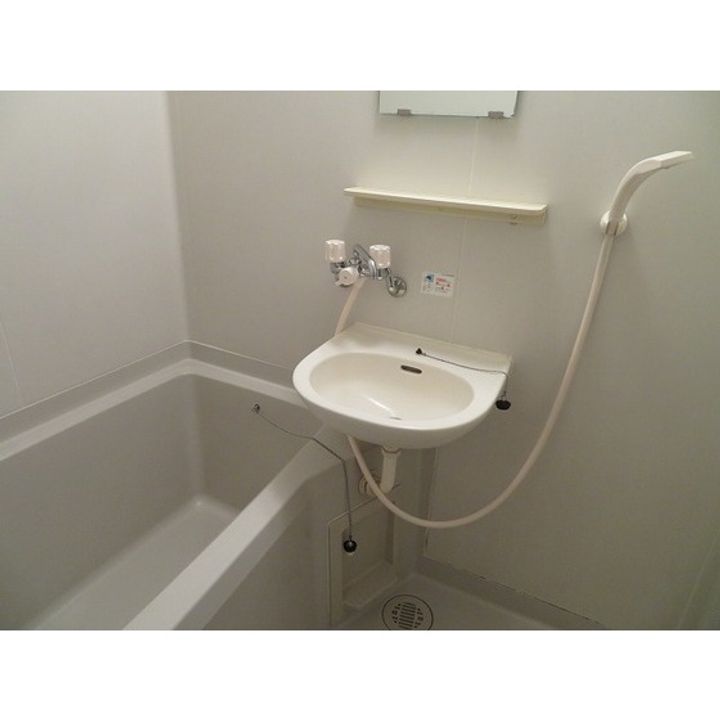 キャップス早稲田の風呂