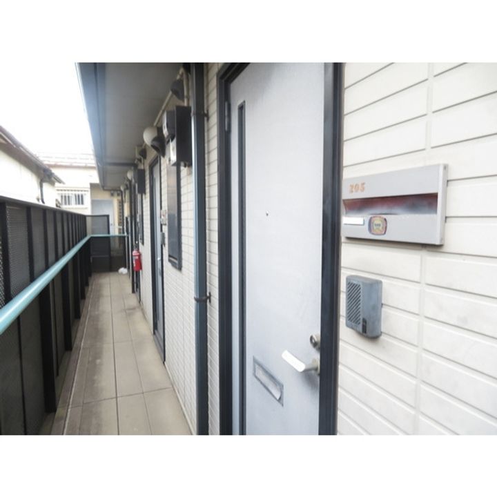 キャップス早稲田の外観