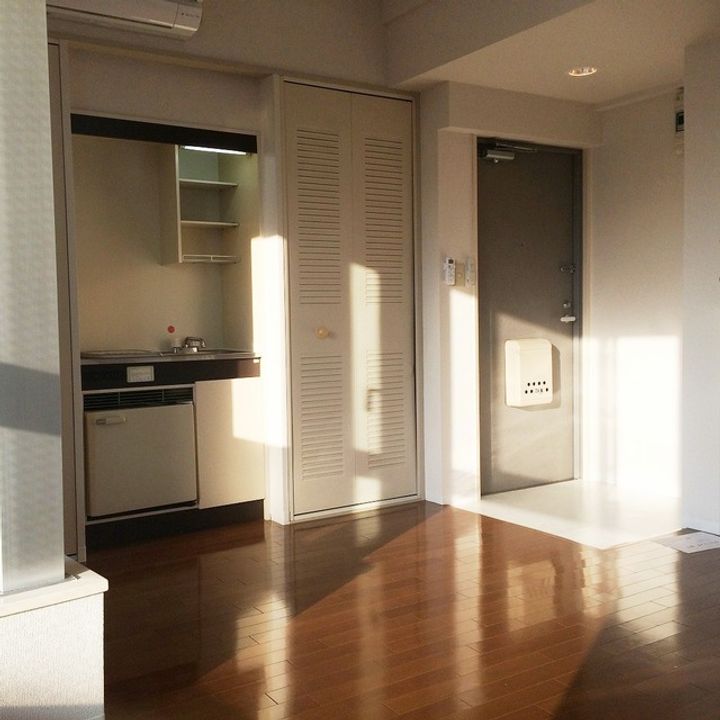 東京都北区王子3丁目の賃貸マンションの居間